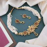 Buy Comet Short Crystal Necklace Set For Girls & Women Online | Roodap