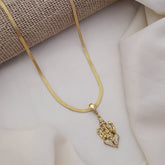 Buy Luxe Men's Chain & Pendant Online | Roodap