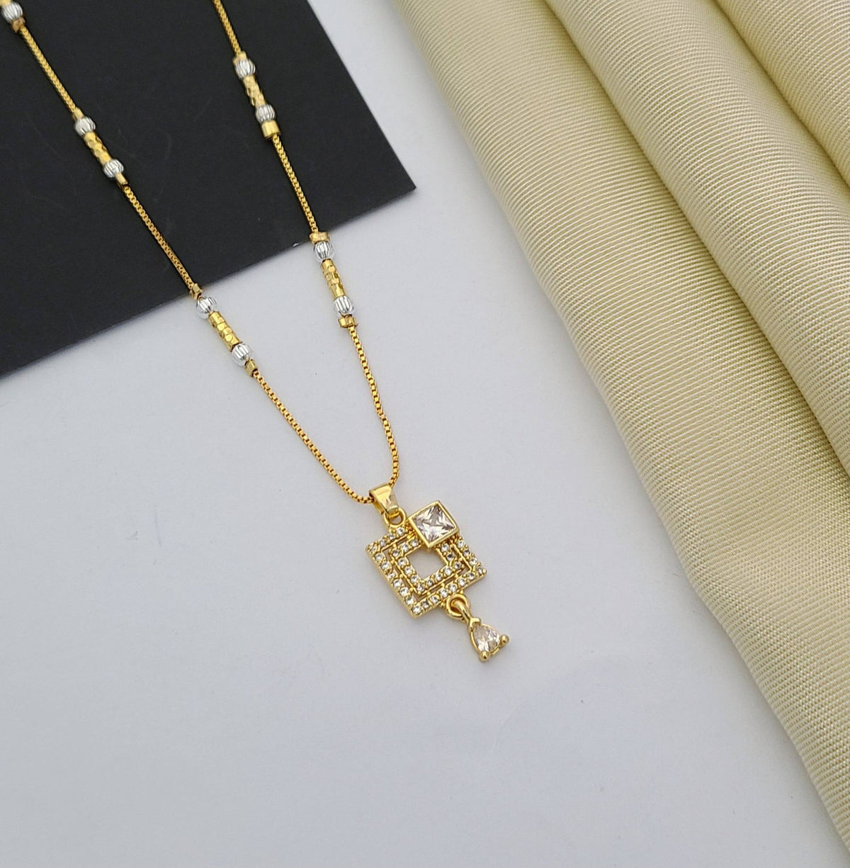ClipOn Necklace Set