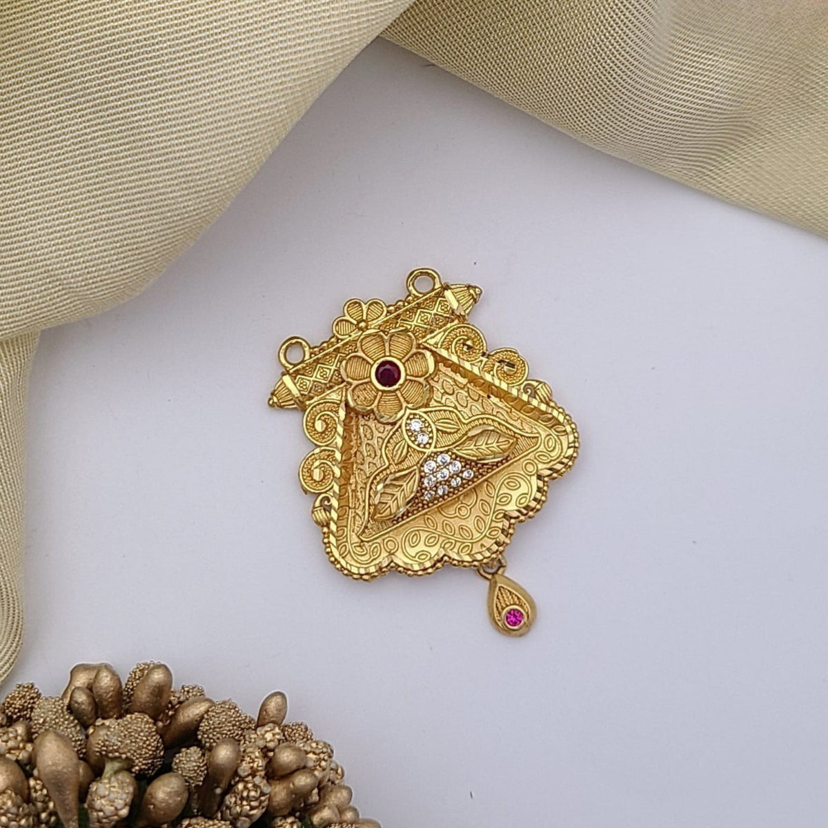 Buy Boho Pendant For Women Online | Wedding Accessories | Roodap
