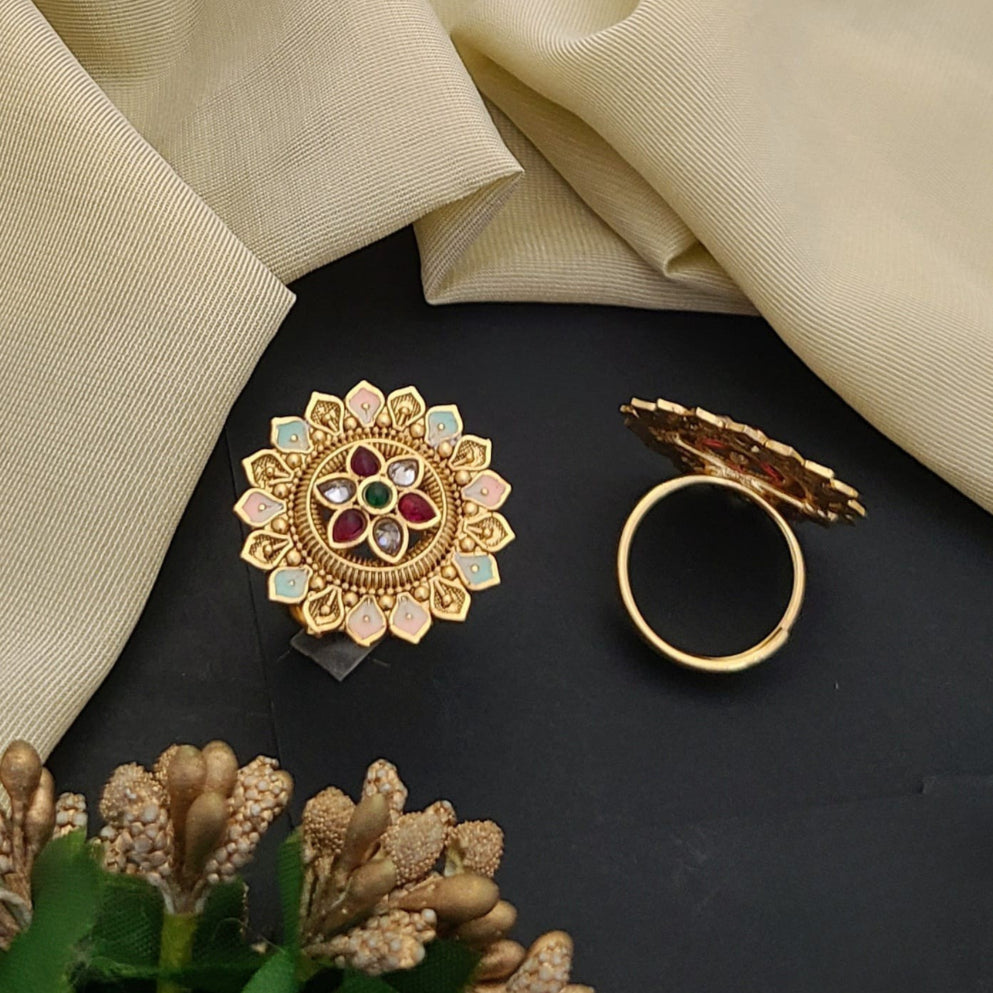 Buy Bold Ring For Girls & Women Online | Roodap