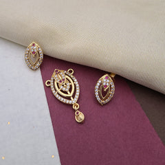 Buy Breeze Pendant & Earrings For Girls & Women Online | Wedding Accessories | Roodap