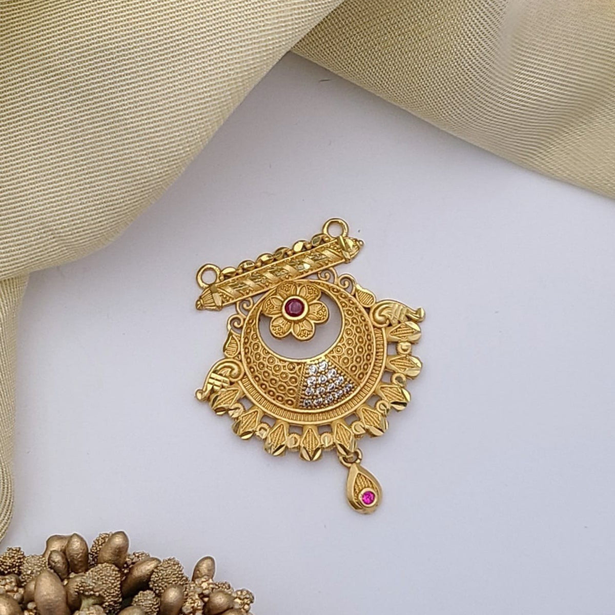Buy Chevron Pendant For Women Online | Wedding Accessories | Roodap
