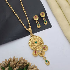 Buy Chic Pendant Set For Girls & Women Online | Roodap