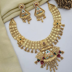 Buy Coral Mist Short Necklace Set For Girls & Women Online | Roodap