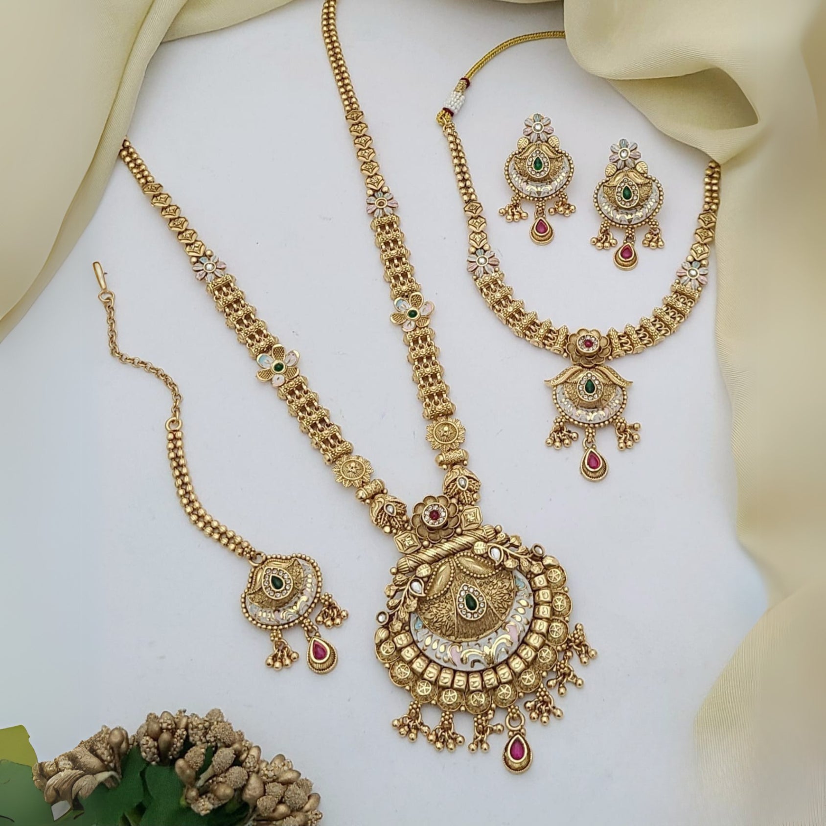 Buy Curve Wedding Jewellery Set For Bridal & Women Online | Wedding Jewellery | Roodap