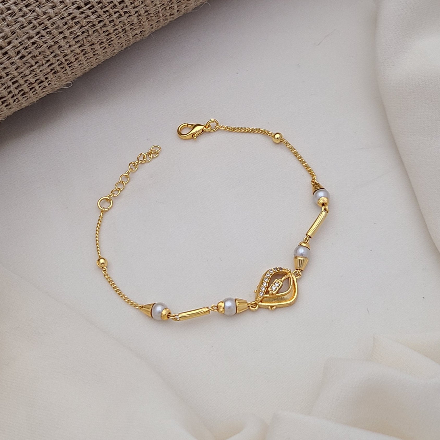 Buy Dash Necklace & Bracelet Combo For Girls & Women Online | Roodap