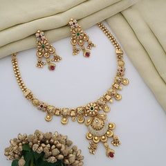 Buy Echo Short Necklace Set For Girls & Women Online | Roodap