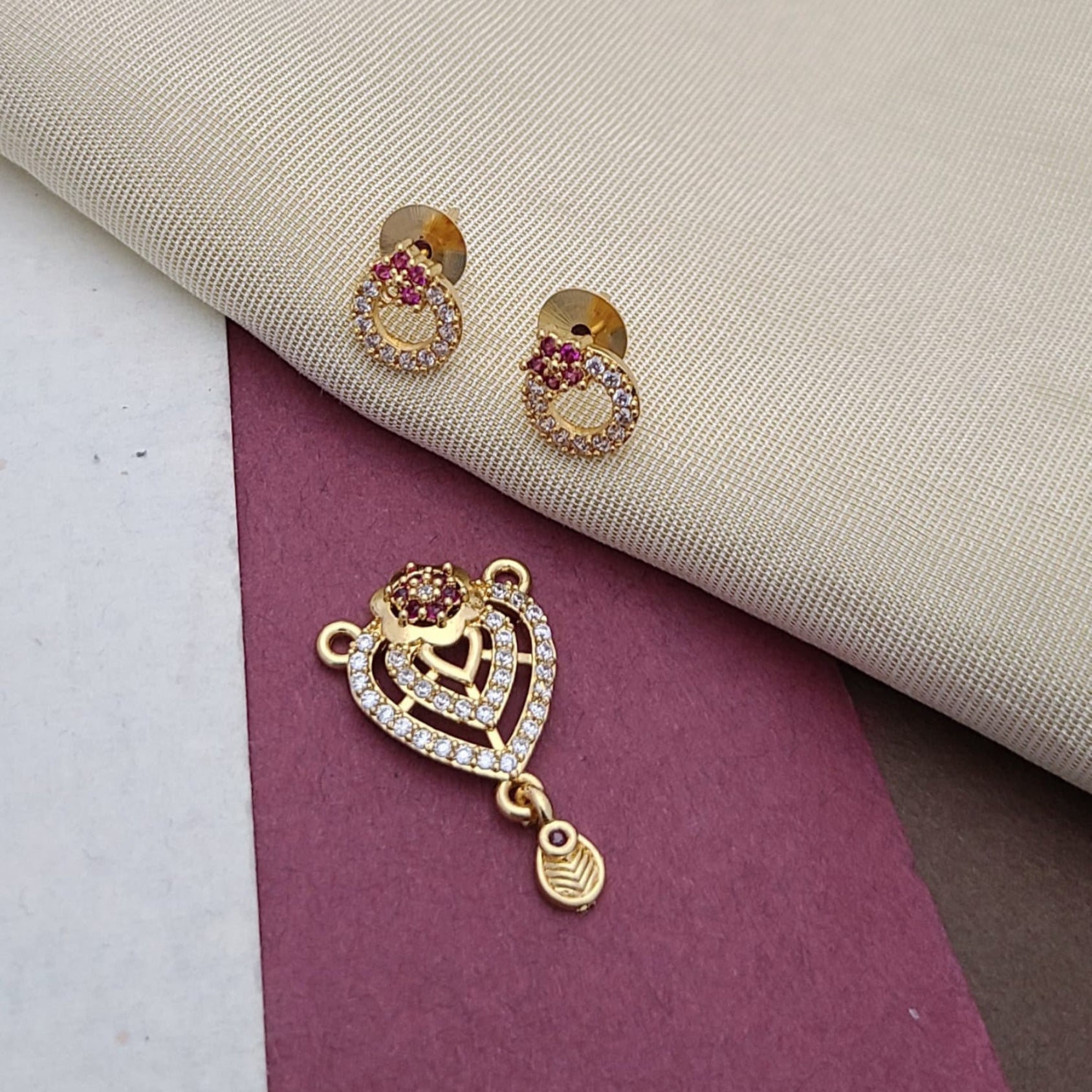 Buy Euphoria Pendant & Earrings For Girls & Women Online | Wedding Accessories | Roodap