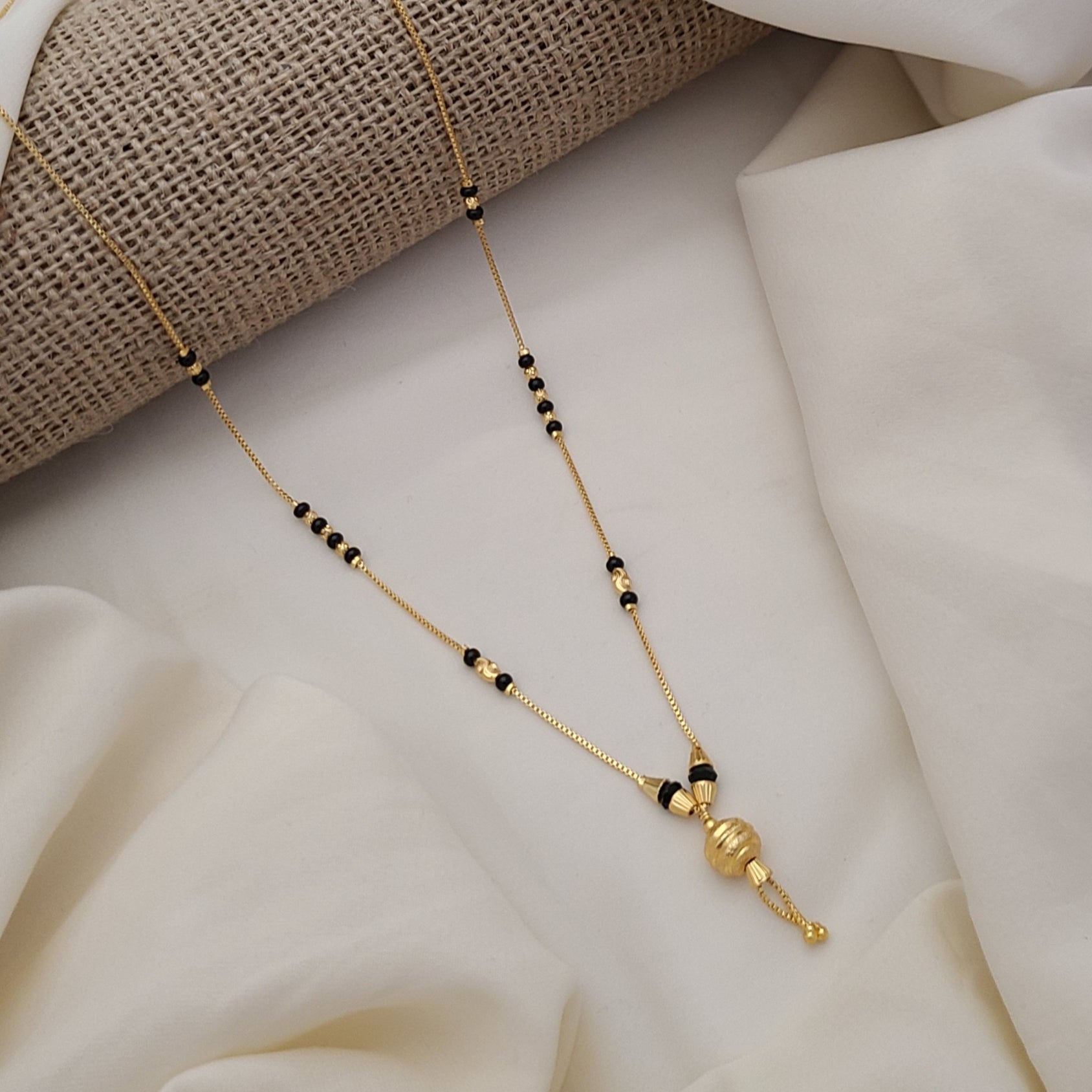 Buy Flux Necklace Combo For Girls & Women Online | Roodap