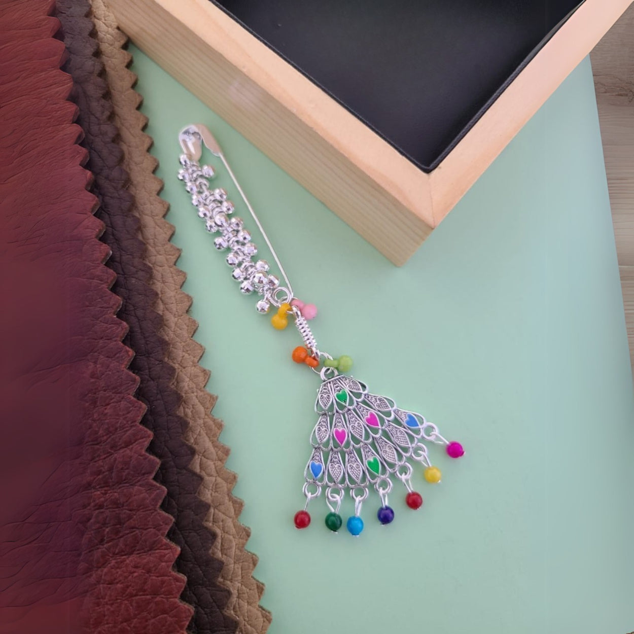 Buy Fray Saree Pin For Women Online | Roodap
