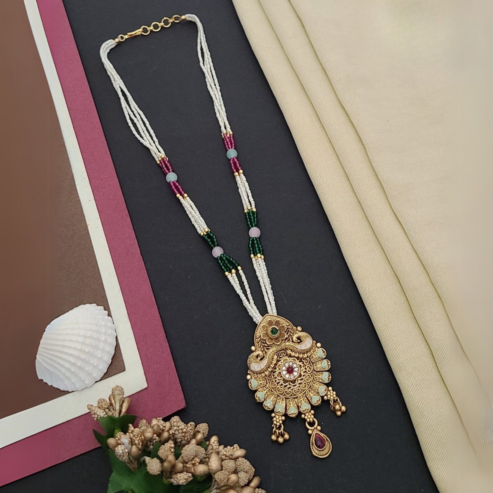 Buy Heritage Crystal Necklace For Women Online | Roodap