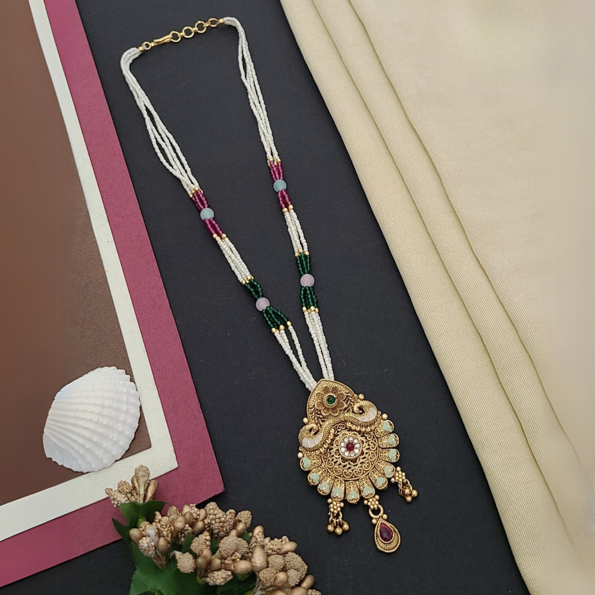 Buy Heritage Crystal Necklace For Women Online | Roodap