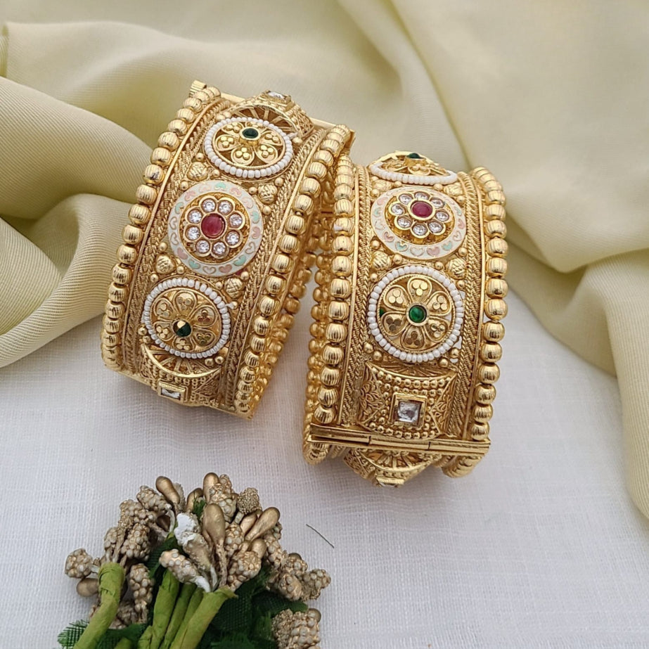 Buy Kelis Bangles Set For Women Online | Roodap