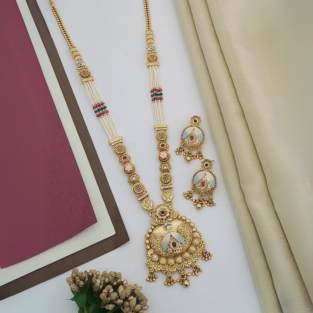 Buy Monarca Crystal Necklace Set For Women Online | Roodap
