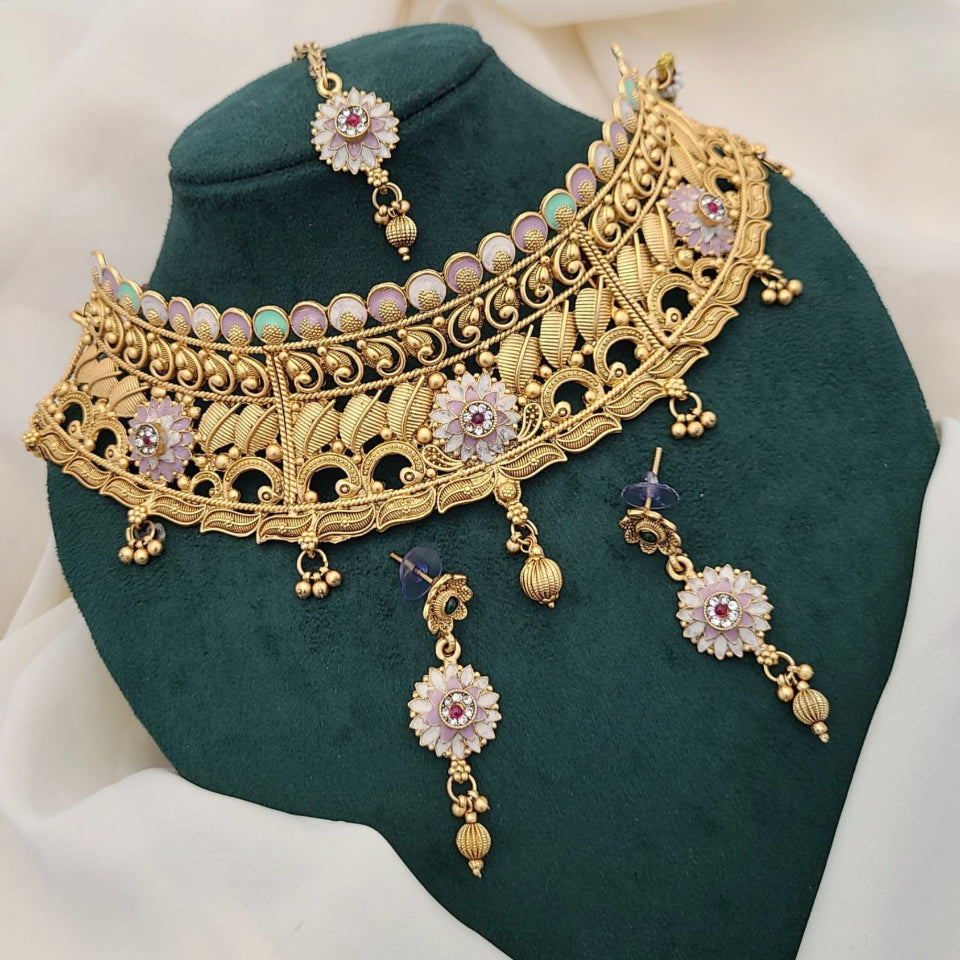 Buy Sector Chokar Necklace Set For Women Online | Roodap