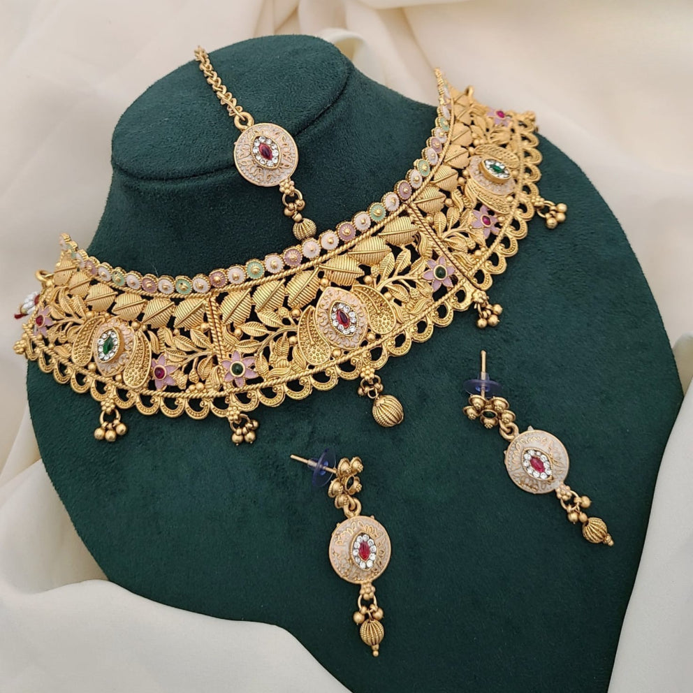 Buy Shine Chokar Necklace Set For Women Online | Roodap