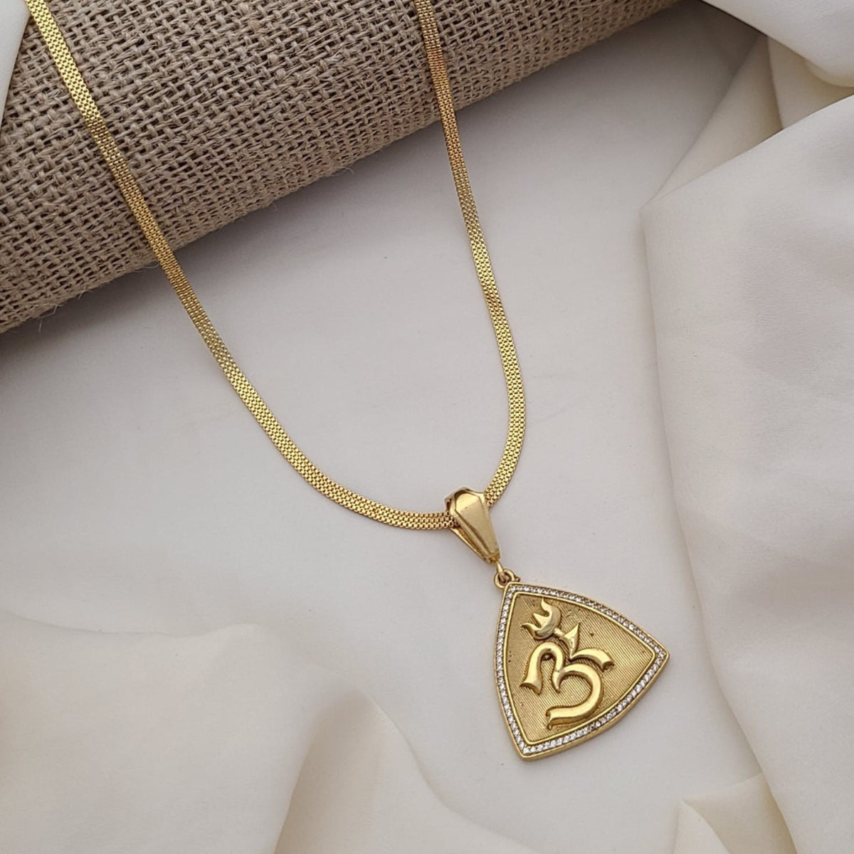 Buy Starfire Men's Chain & Pendant Online | Roodap