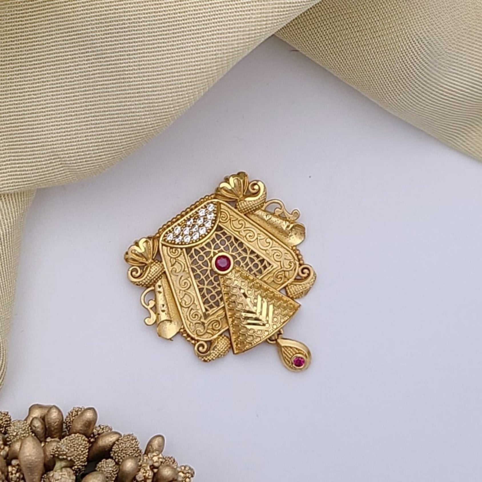 Buy Starfire Pendant For Women Online | Wedding Accessories | Roodap