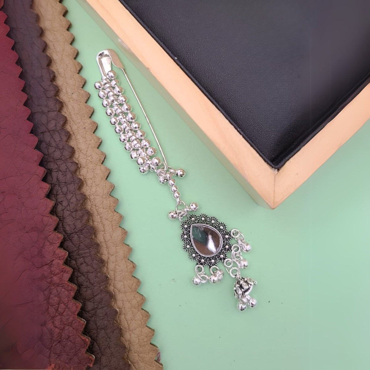 Buy Stunning Saree Pin For Women Online | Roodap