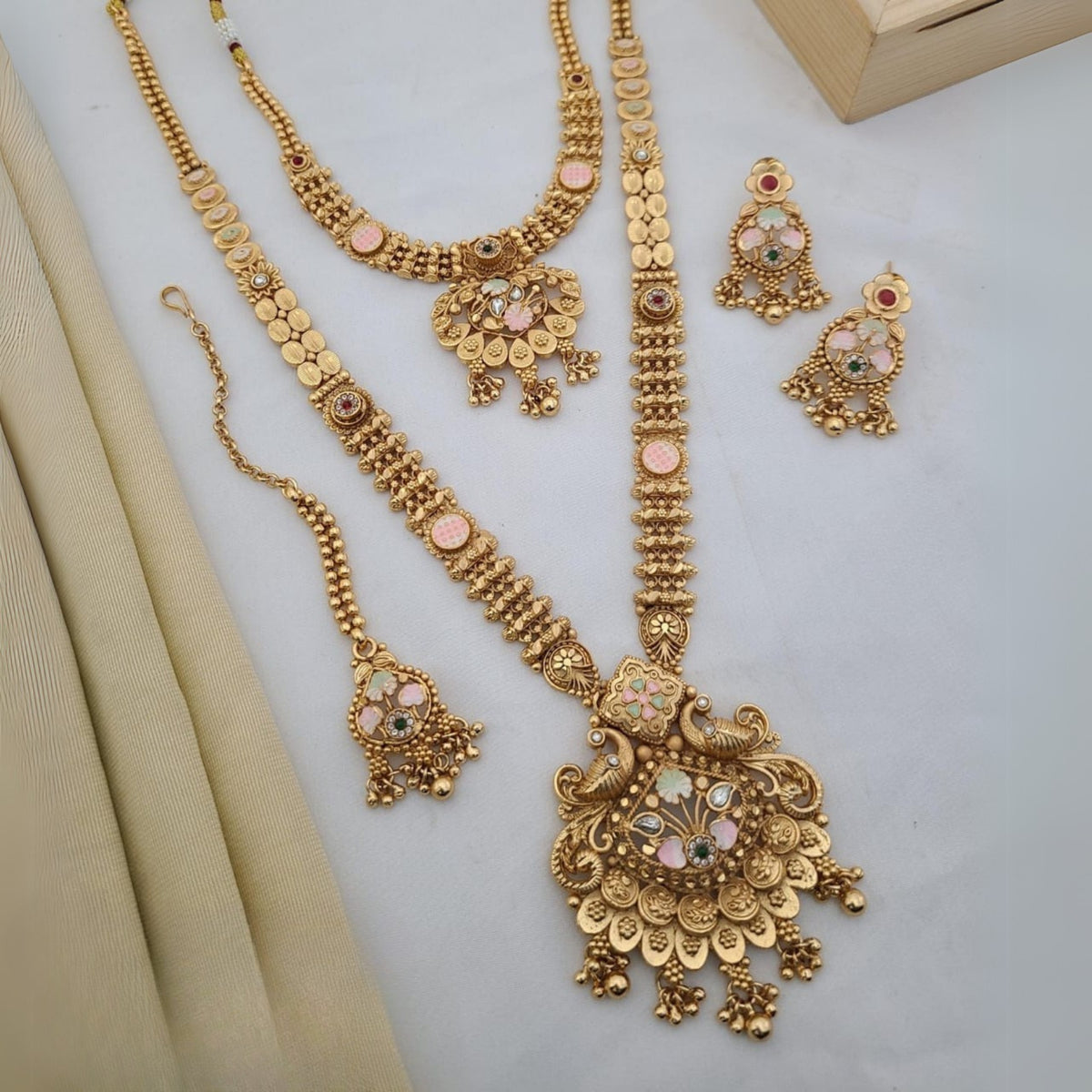 Buy Traditional Wedding Jewellery Set For Bridal & Women Online | Wedding Jewellery | Roodap
