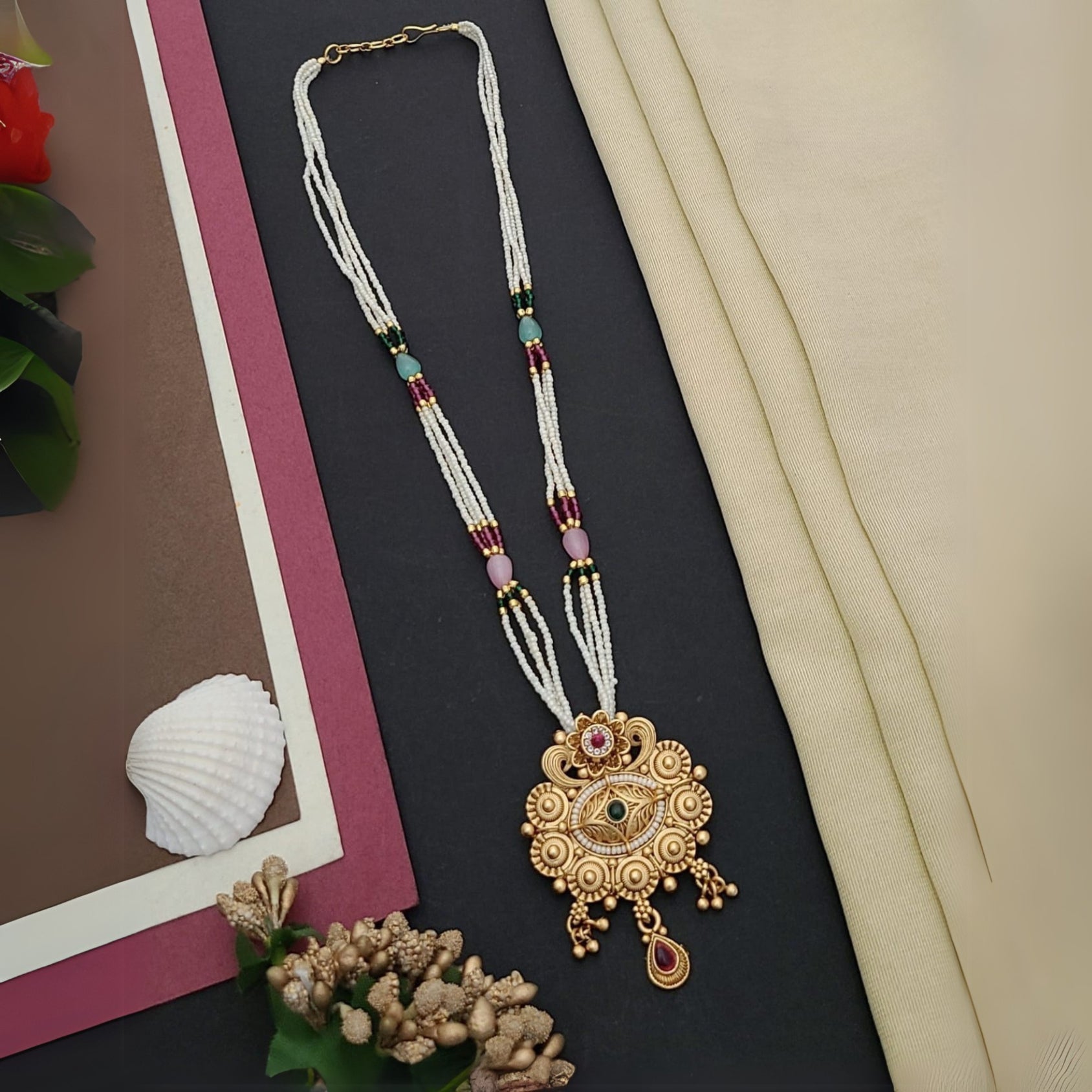 Buy Twist Crystal Necklace For Women Online | Roodap