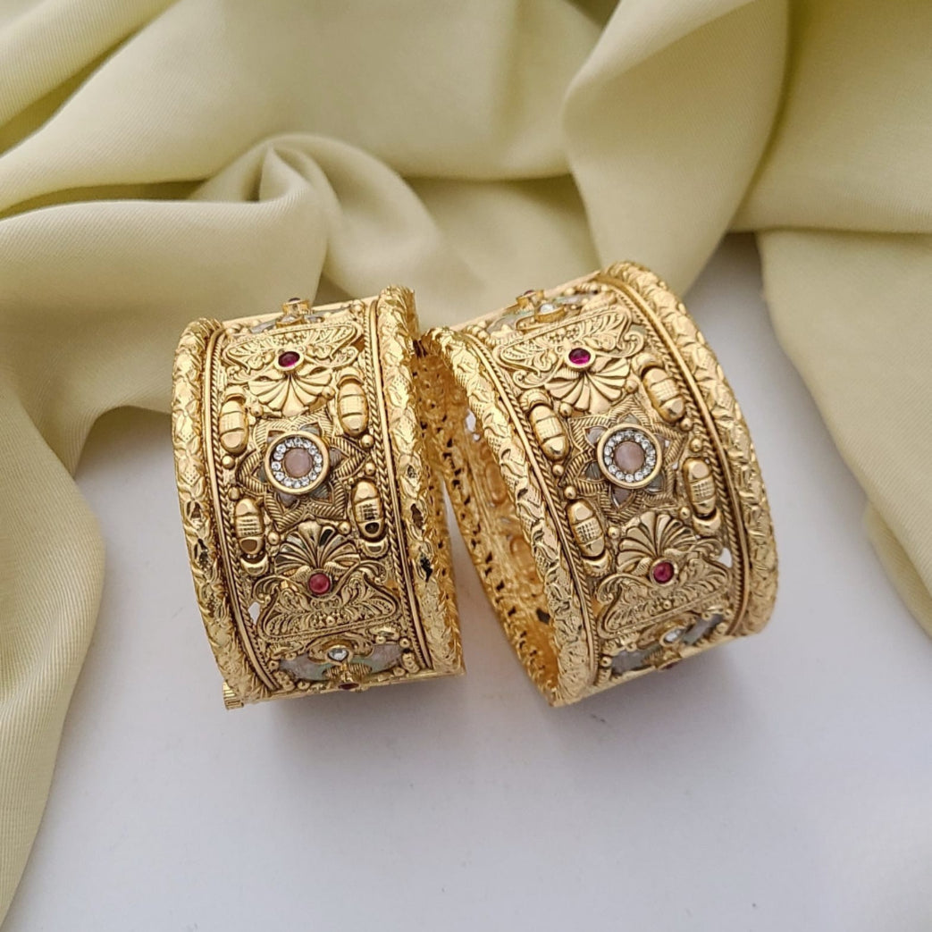 Buy Valeris Bangles Set For Women Online | Roodap