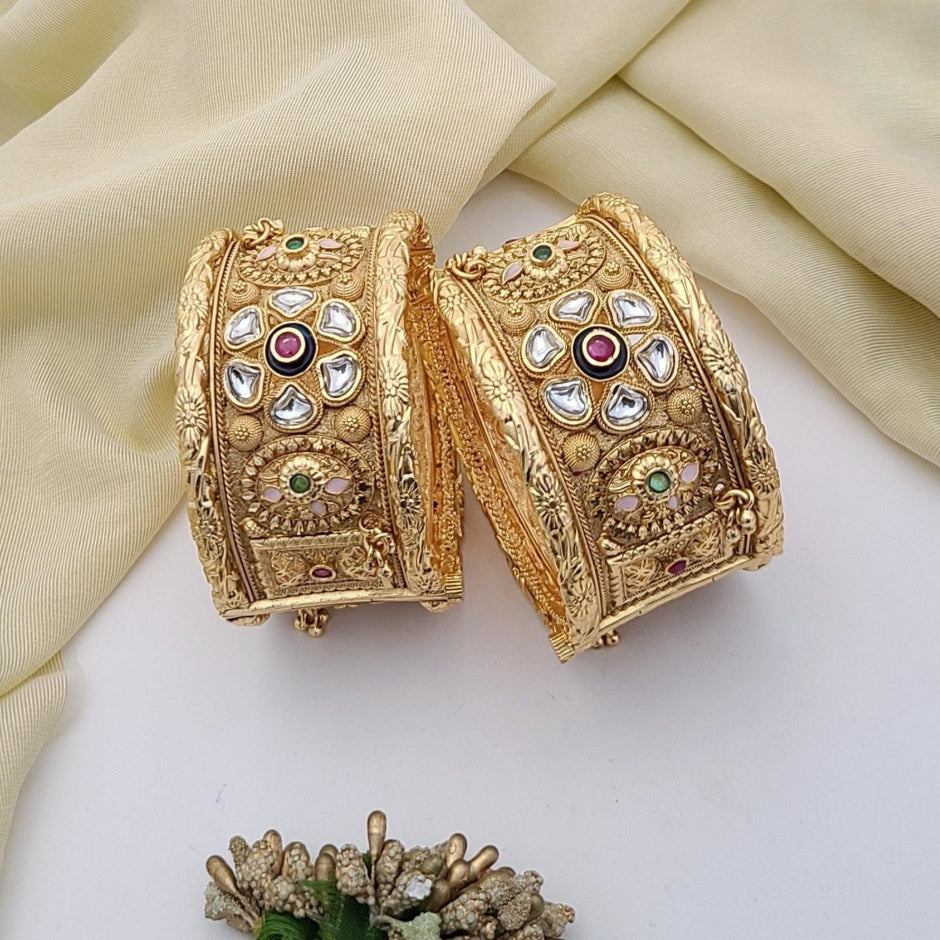 Buy Vibe Bangles Set For Women Online | Roodap